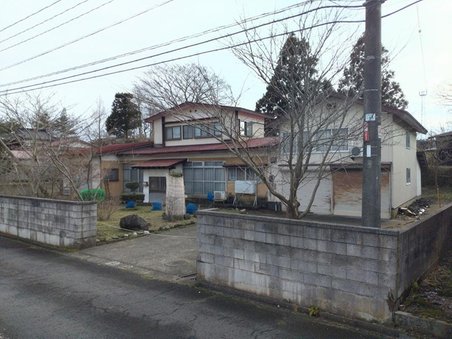 秋田県秋田市豊岩石田坂字上野155番地