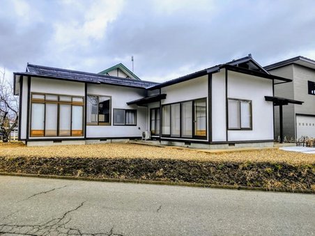 秋田県横手市朝日が丘４