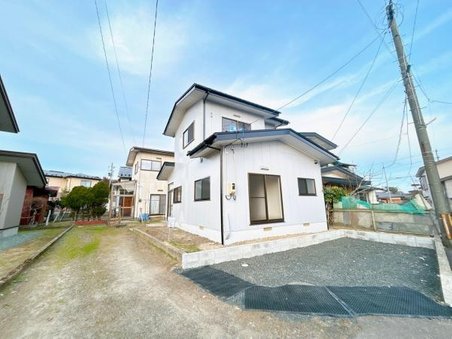 秋田県秋田市泉一ノ坪2-26