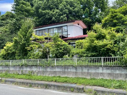 福島県田村郡小野町大字小野赤沼字関根前