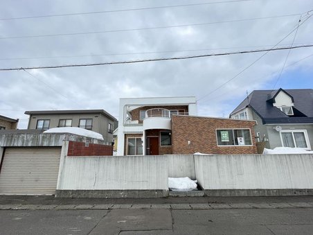 北海道美唄市東四条南４-1-35