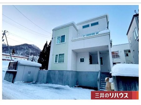 北海道札幌市中央区宮の森二条１６