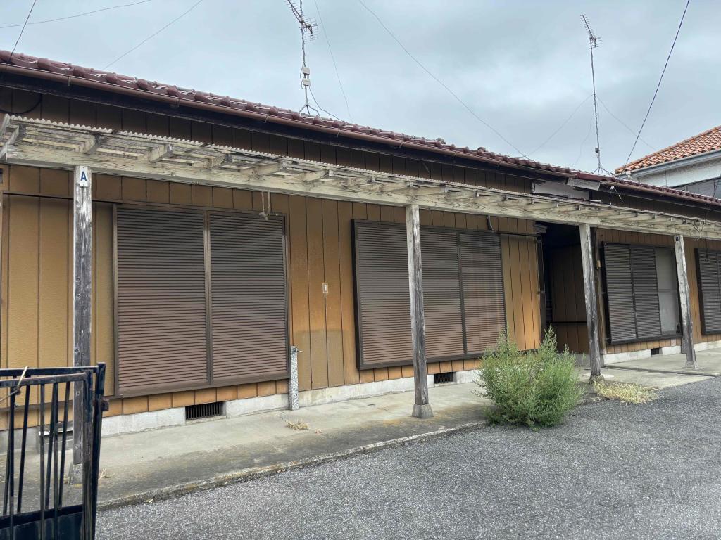 千葉県印旛郡栄町安食卜杭新田