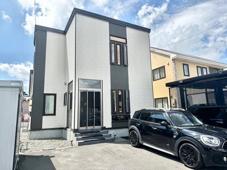 北海道岩見沢市北六条西２０