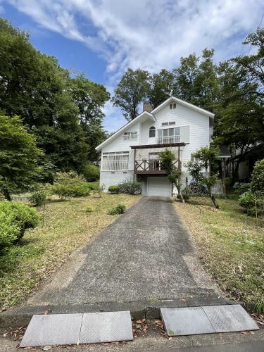 宮城県刈田郡蔵王町遠刈田温泉字鬼石原