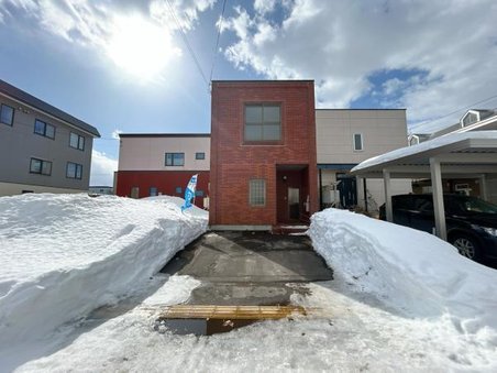 北海道旭川市八条通１５-73-19