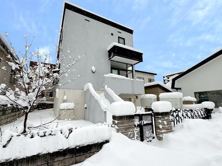 北海道小樽市朝里３