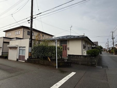 秋田県秋田市外旭川八柳１