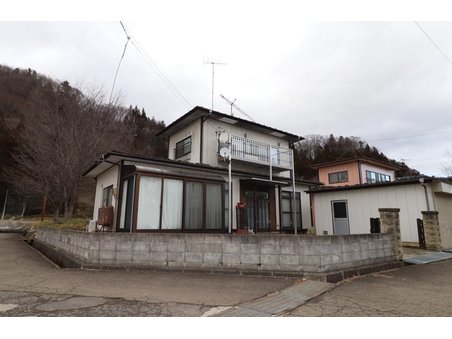 宮城県仙台市青葉区作並字戸崎