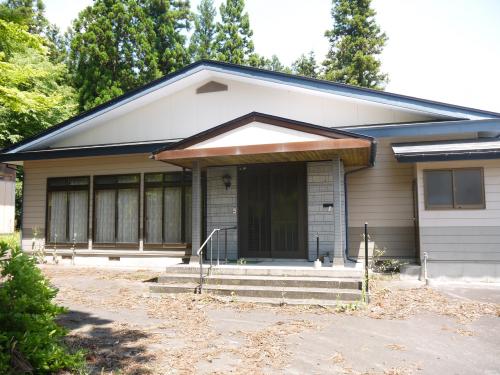 山形県西置賜郡飯豊町大字椿