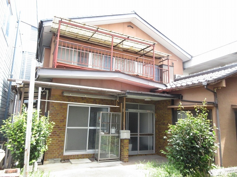 山梨県甲府市城東５丁目