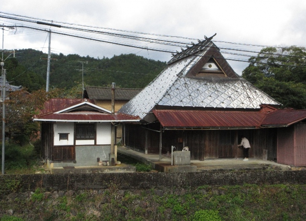 京都府京都市右京区京北上弓削町スノコバシ
				8番地
