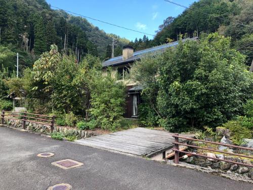 京都府南丹市美山町盛郷