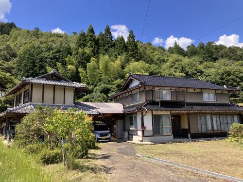 京都府船井郡京丹波町質美