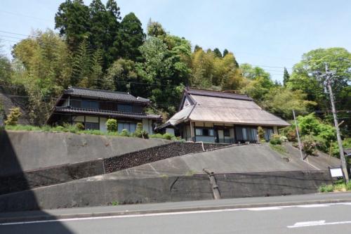 京都府綾部市安国寺町