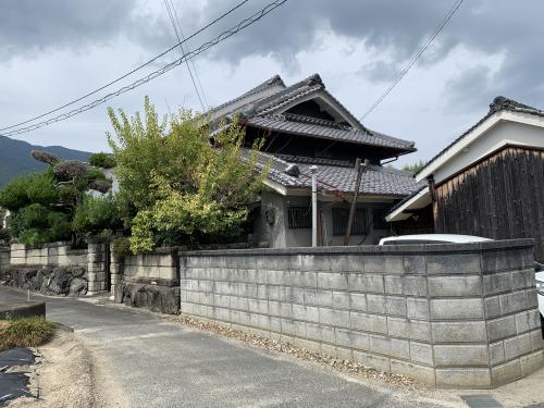 奈良県御所市大字櫛羅