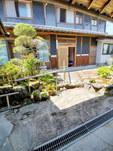 奈良県桜井市大字飯盛塚