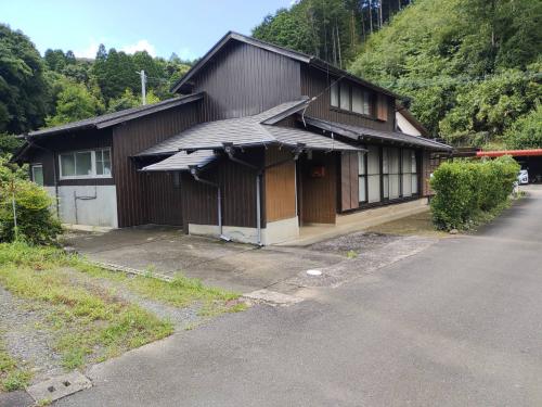 佐賀県伊万里市二里町中里甲内の馬場