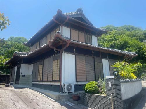 徳島県美馬市穴吹町穴吹字盤若