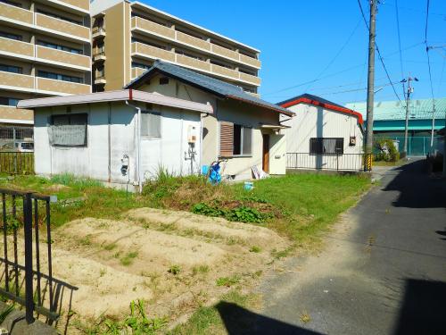 三重県名張市美旗町中１番