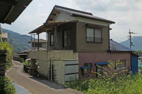 徳島県三好市井川町辻