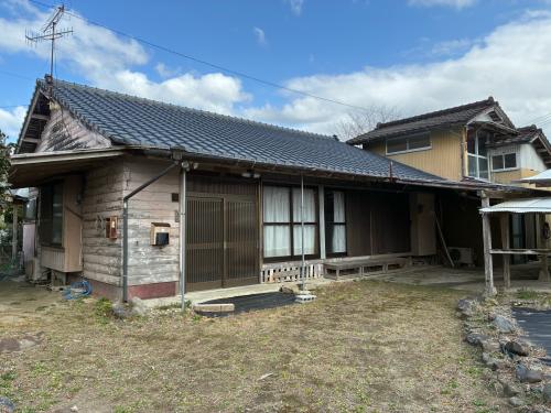 鹿児島県出水市高尾野町大久保