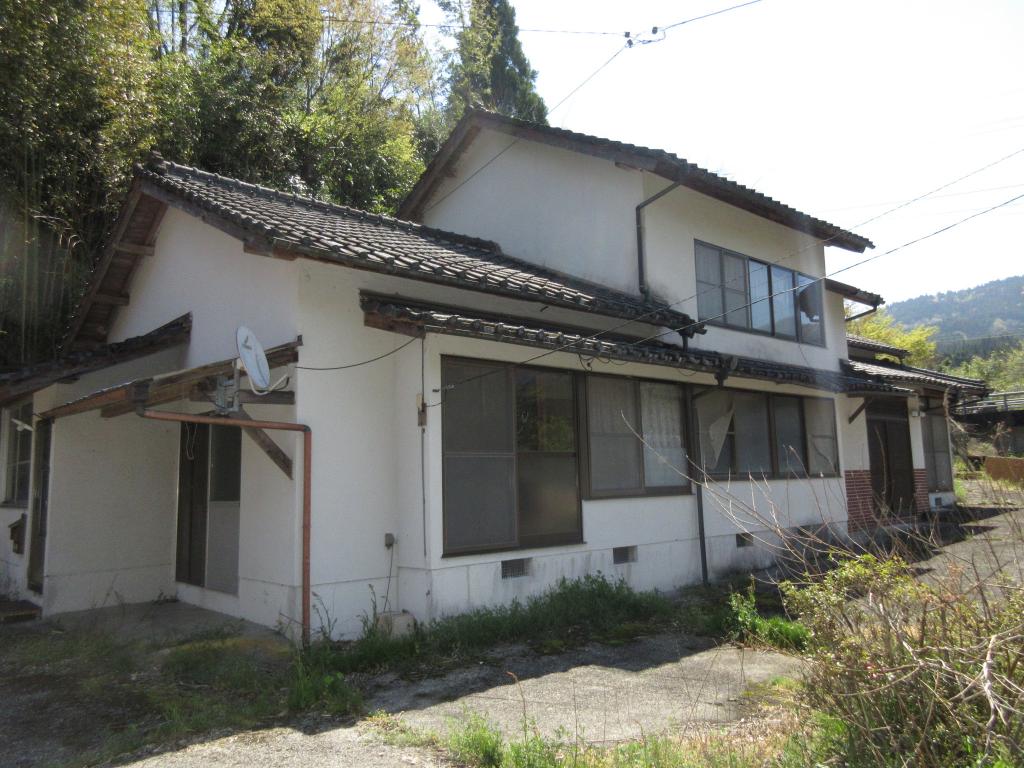 大分県由布市庄内町阿蘇野
				891－1