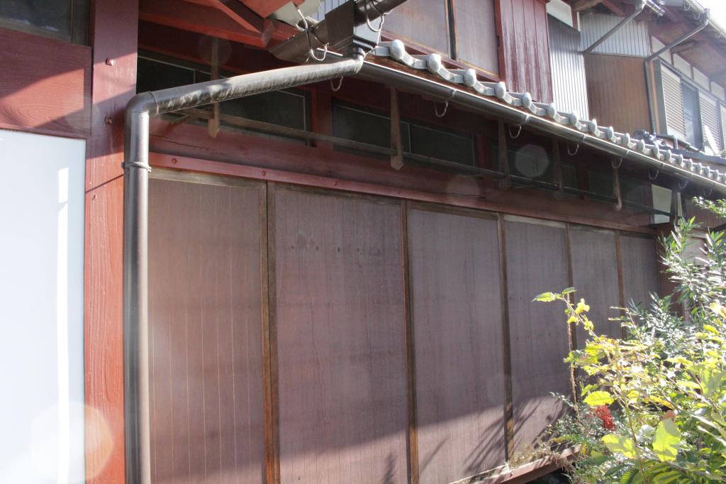 滋賀県犬上郡甲良町大字小川原