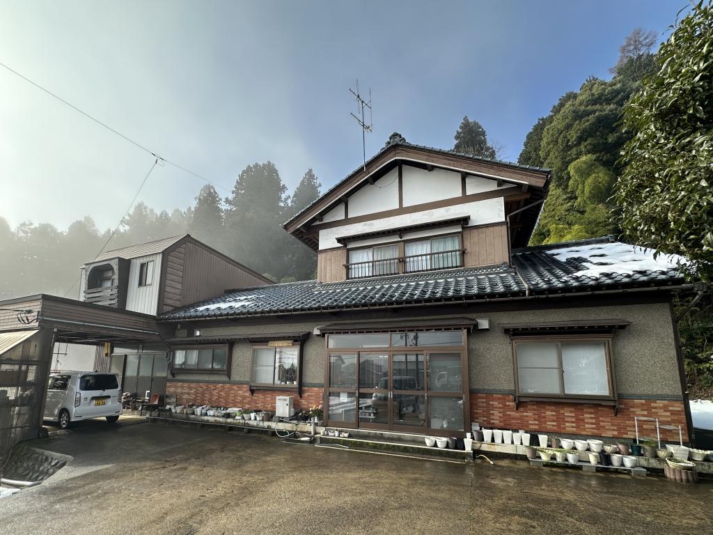 福井県大野市牛ケ原
				30−10