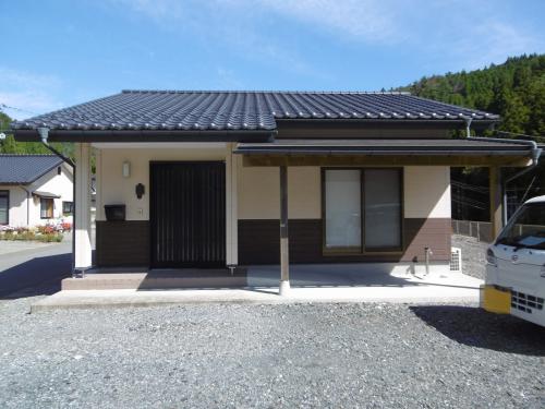 岩手県大船渡市三陸町越喜来字井戸洞
				-