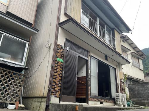 岐阜県郡上市八幡町島谷