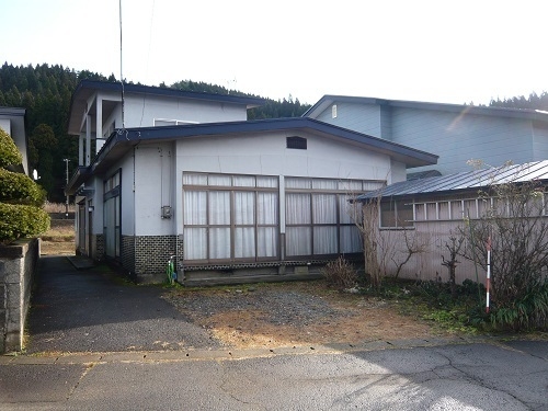 秋田県能代市二ツ井町仁鮒字中台