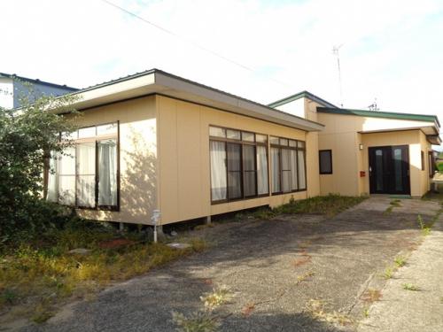 秋田県山本郡三種町大口字釜谷