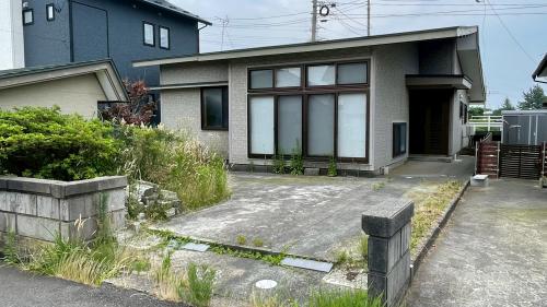 秋田県にかほ市平沢字立沢