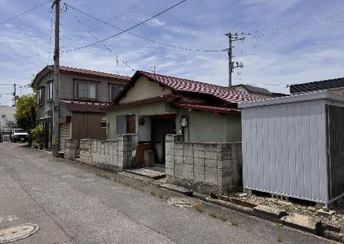 青森県弘前市大字桔梗野３丁目
				2-10