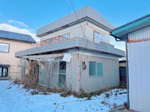 青森県八戸市大字田面木字堤下