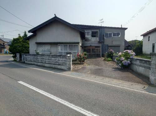 青森県南津軽郡田舎館村大字和泉字岡本
				33-9