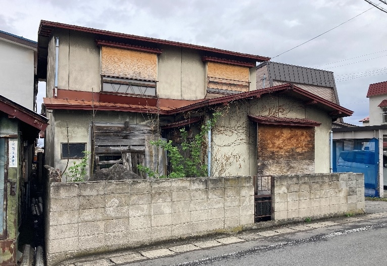 青森県弘前市大字俵元２丁目
				2-9、2-10