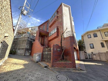 東京都新宿区下落合４