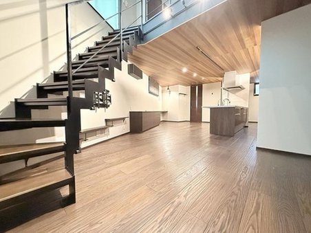 東京都調布市布田５